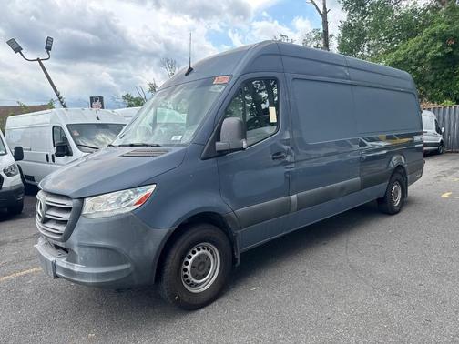 2019 Mercedes-Benz Sprinter 2500 HR 170''