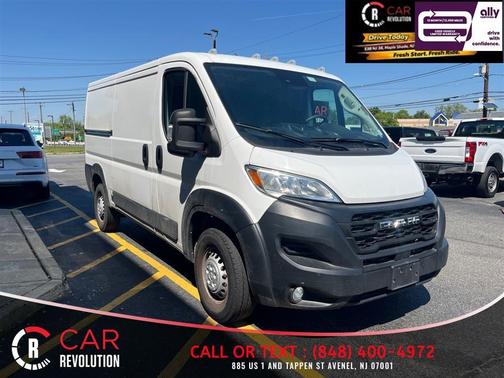 White 2025 RAM ProMaster 2500 Tradesman Low Roof