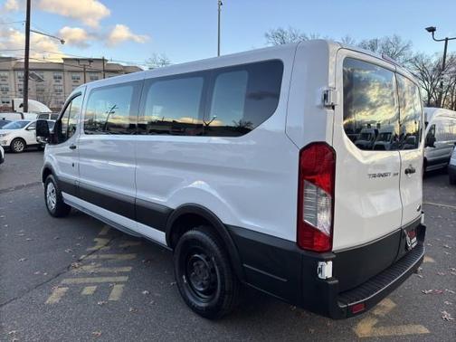 2022 Ford Transit-350 XLT