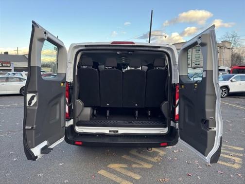 2022 Ford Transit-350 XLT