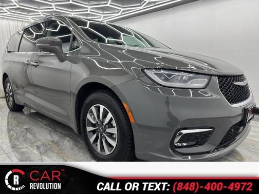 2021 Chrysler Pacifica Hybrid Touring L