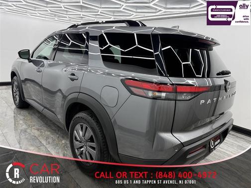 Gun Metallic 2025 Nissan Pathfinder SV