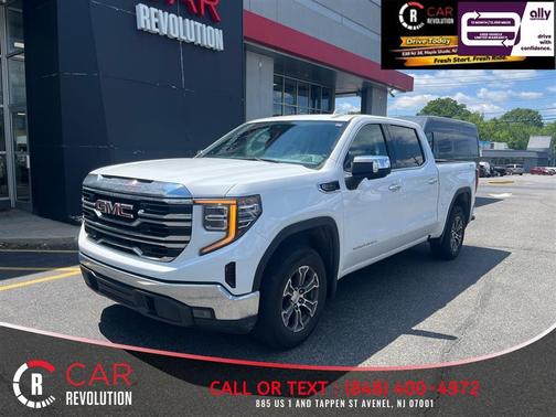 White 2025 GMC Sierra 1500 SLT