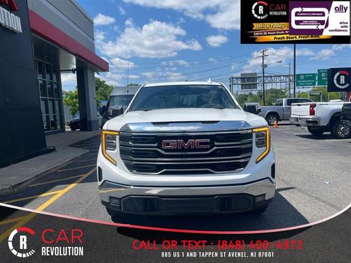 White 2025 GMC Sierra 1500 SLT