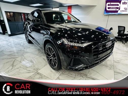 Mythos Black Metallic 2022 Audi Q8 55 Premium Plus