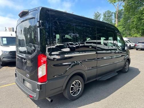 2021 Ford Transit-350 XLT