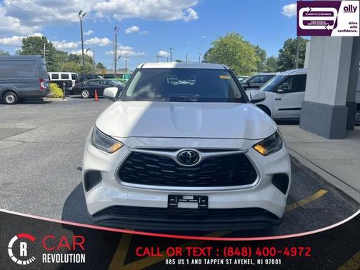 White 2021 Toyota Highlander L