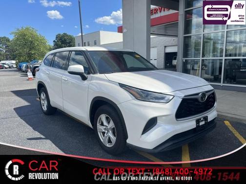 White 2021 Toyota Highlander L