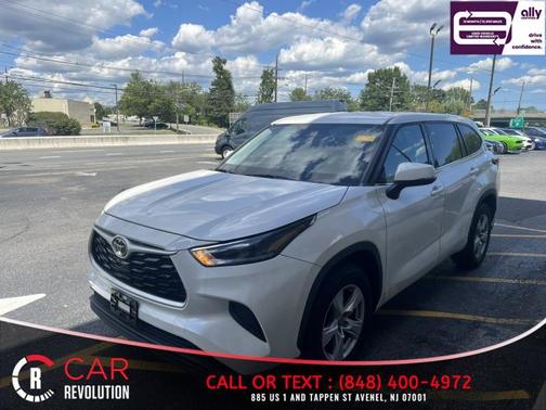 White 2021 Toyota Highlander L