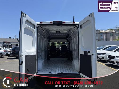 White 2025 RAM ProMaster 2500 High Roof