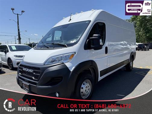 White 2025 RAM ProMaster 2500 High Roof