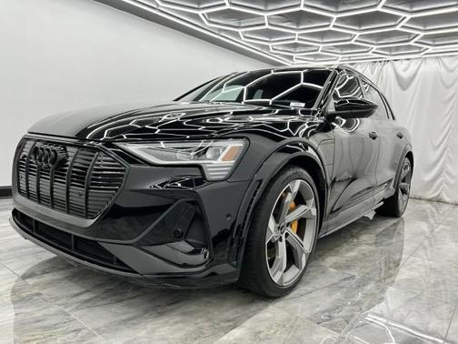 2022 Audi e-tron S Prestige