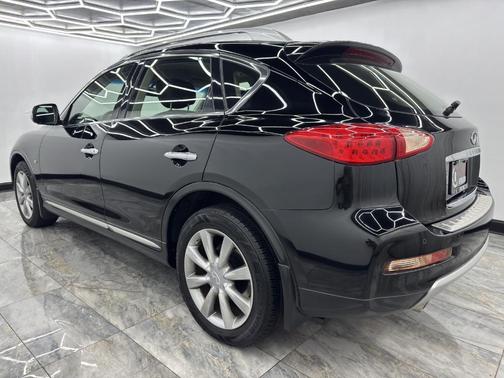 2016 INFINITI QX50 Base