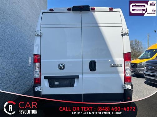 White 2024 RAM ProMaster 2500 High Roof