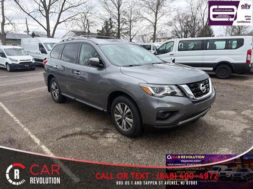 Gun Metallic 2020 Nissan Pathfinder S