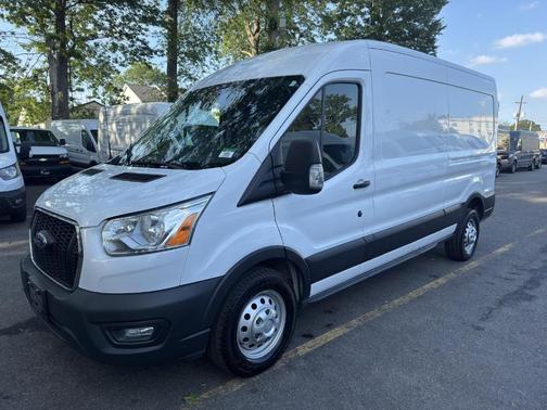 2022 Ford Transit-250 T-250 148'' MR