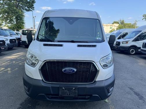 2022 Ford Transit-250 T-250 148'' MR