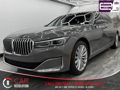 Gray 2020 BMW 740 i