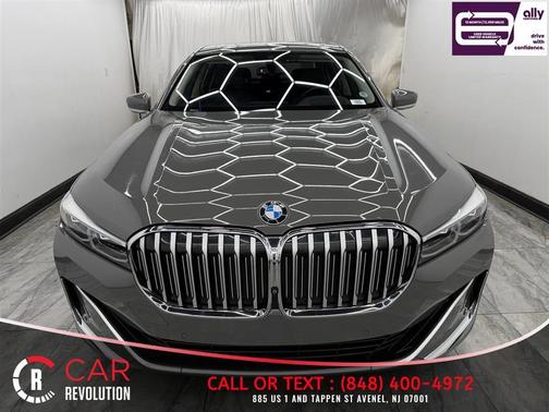 Gray 2020 BMW 740 i