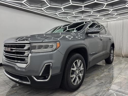 2022 GMC Acadia SLT