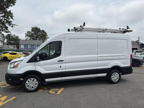 2021 Ford Transit-250 T-250 148'' MR