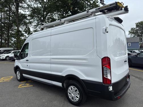 2021 Ford Transit-250 T-250 148'' MR