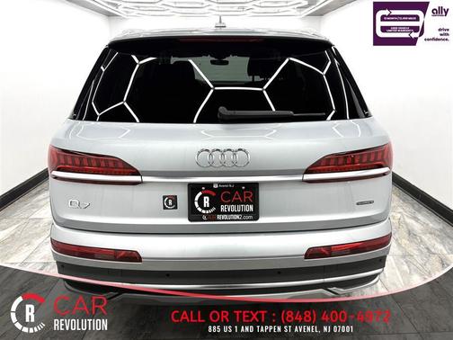 2024 Audi Q7 55 Premium Plus