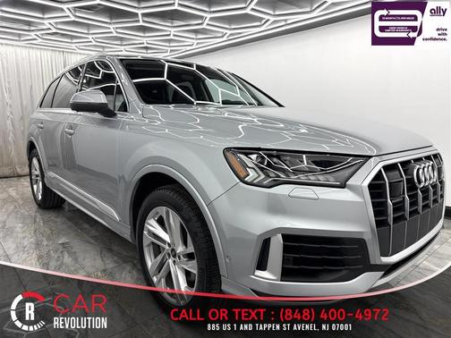 2024 Audi Q7 55 Premium Plus