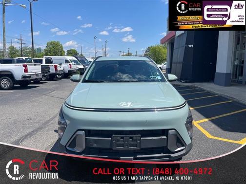 Green 2024 Hyundai KONA SEL
