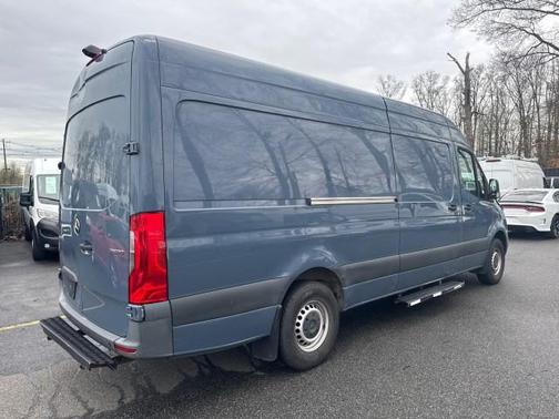 2019 Mercedes-Benz Sprinter 2500 HR 170''