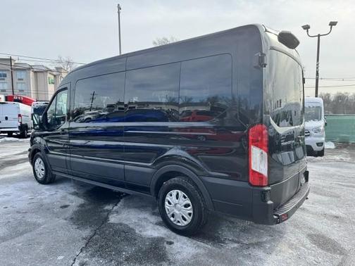 2022 Ford Transit-350 XLT