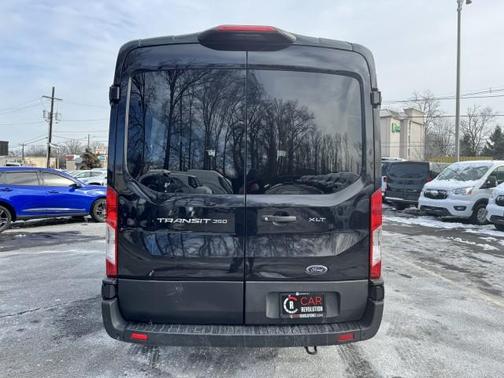 2022 Ford Transit-350 XLT
