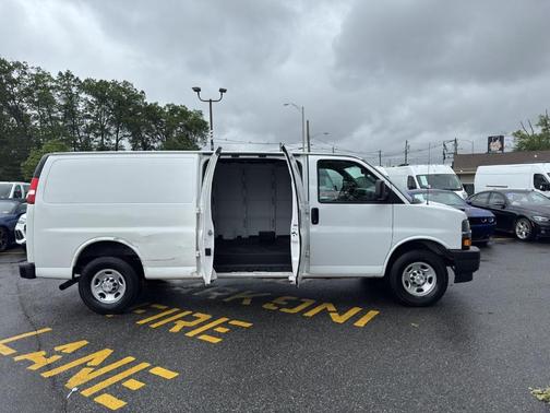 2021 Chevrolet Express 2500 Work Van