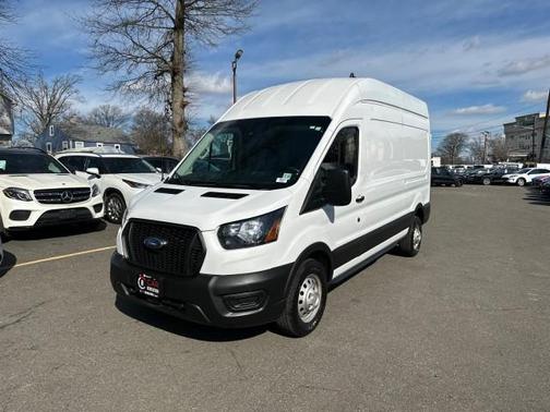 2022 Ford Transit-250 Base