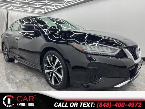 2023 Nissan Maxima SV