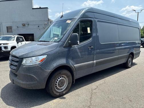 2019 Mercedes-Benz Sprinter 2500 HR 170''