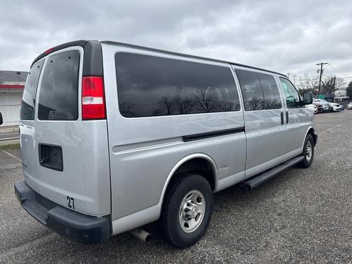 2020 Chevrolet Express 3500 LS
