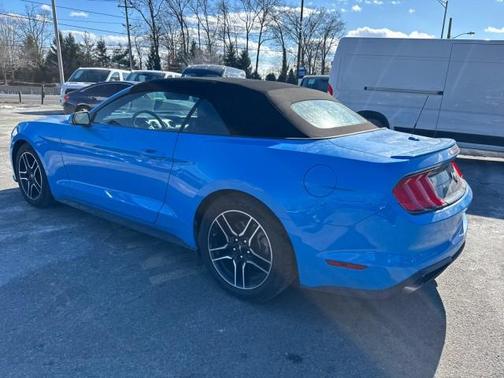 2022 Ford Mustang EcoBoost Premium