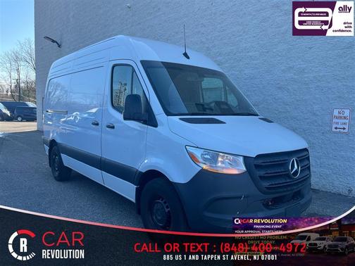 White 2025 Mercedes-Benz Sprinter 2500 STANDAR ROOF DIESEL 144