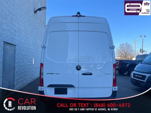 White 2025 Mercedes-Benz Sprinter 2500 STANDAR ROOF DIESEL 144