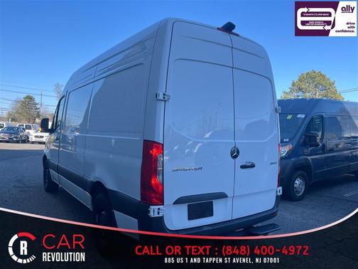 White 2025 Mercedes-Benz Sprinter 2500 STANDAR ROOF DIESEL 144