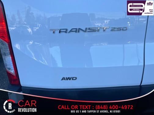 2022 Ford Transit-250 MED ROOF