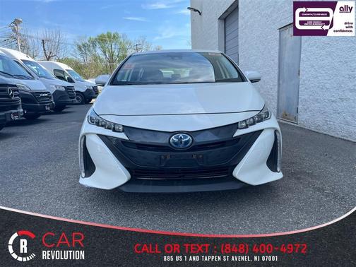 White 2020 Toyota Prius Prime LE