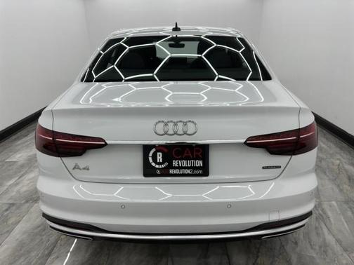 2022 Audi A4 45 S line Premium Plus