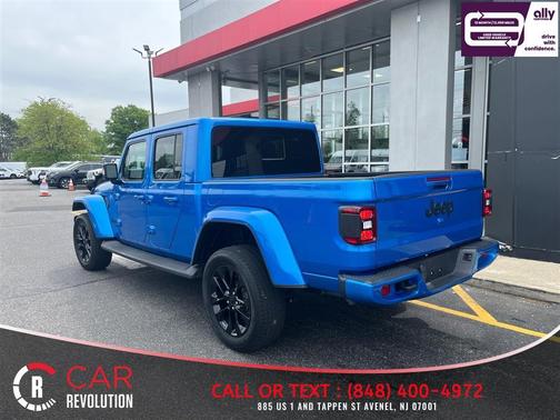 Blue 2022 Jeep Gladiator Overland