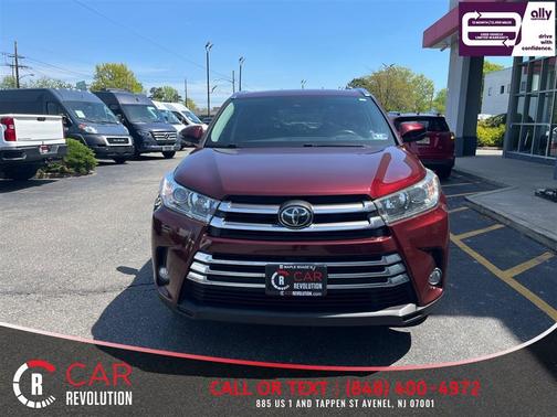 Red 2017 Toyota Highlander Limited
