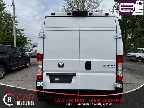 White 2025 RAM ProMaster 2500 High Roof