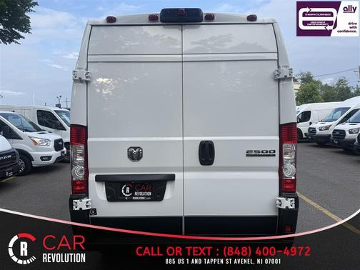 White 2025 RAM ProMaster 2500 High Roof