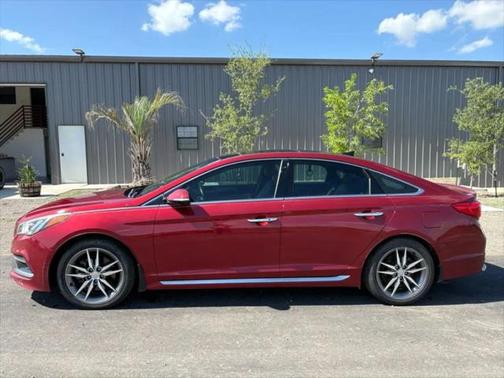2015 Hyundai SONATA Sport 2.0T