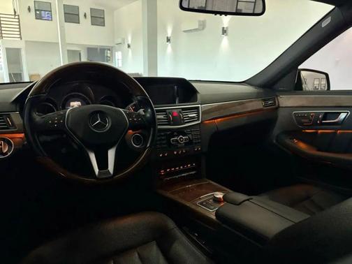 2013 Mercedes-Benz E-Class 4MATIC